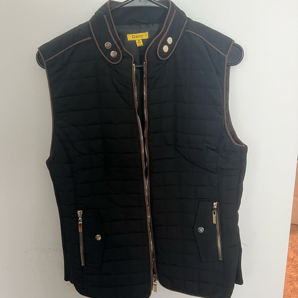 Black puffer vest